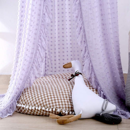 ciel de lit violet avec volants et petits pois