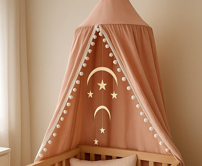 ciel de lit rose avec pompons super produit