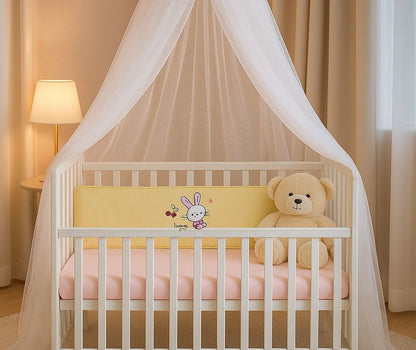 ciel de lit bébé style palais royal douceur du tissu