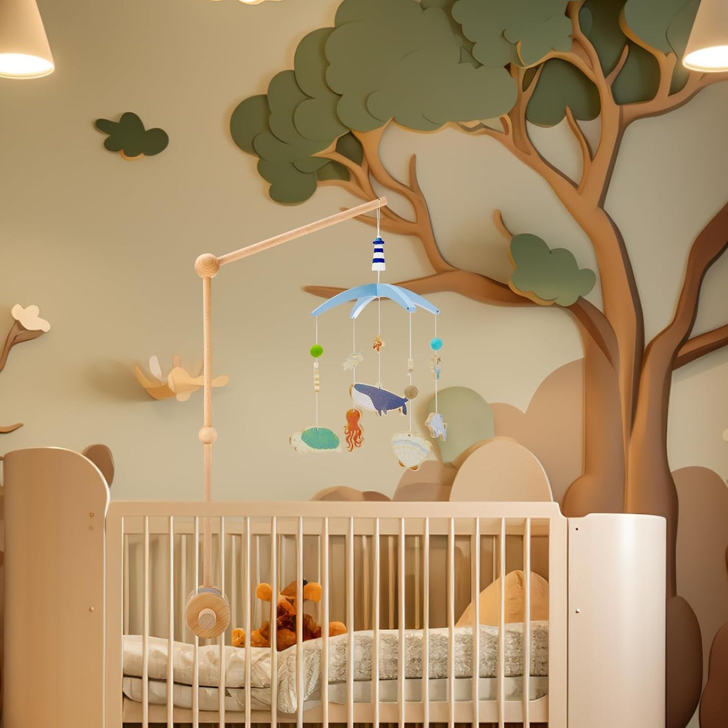 mobile en bois thème océan pour lit bébé