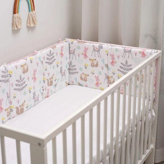Tour de Lit Bébé-Le Jardin des Animaux rose accompagne bébé dans toutes les phases de son développement