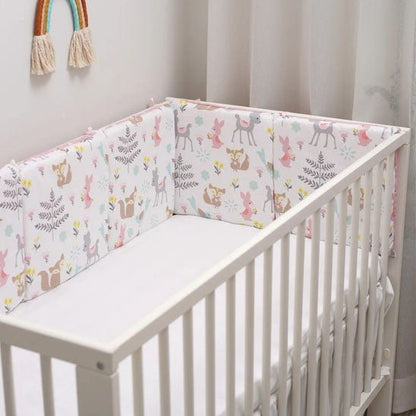 Tour de Lit Bébé-Le Jardin des Animaux rose accompagne bébé dans toutes les phases de son développement