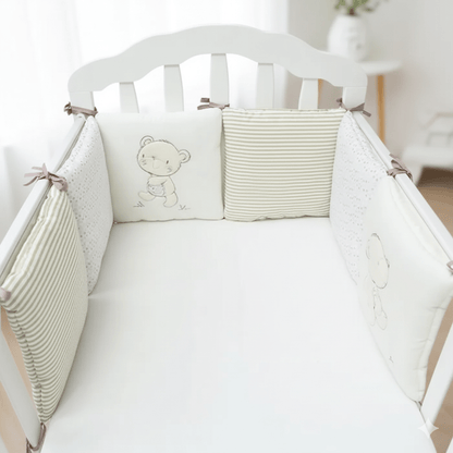 Tour de lit bébé sécuritaire Créer univers de douceur.