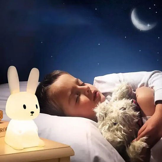 veilleuse lapin blanc technologie douce pour nuits paisibles